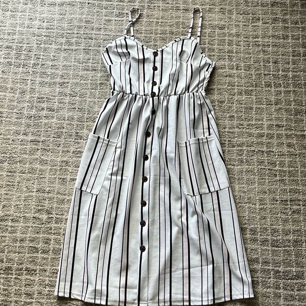 BUNDLE OF TWO Striped patch pocket spaghetti strap midi dress, medium